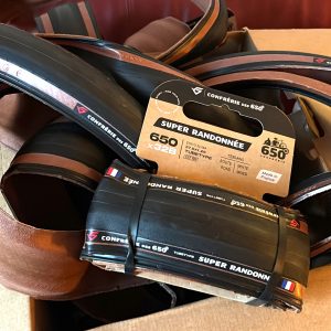 Carton de pneus Super Randonnée